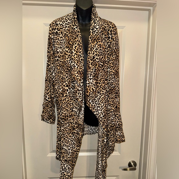Forever 21 Plus Size Leopard Print Kimono 2XL NWOT - Picture 3 of 13